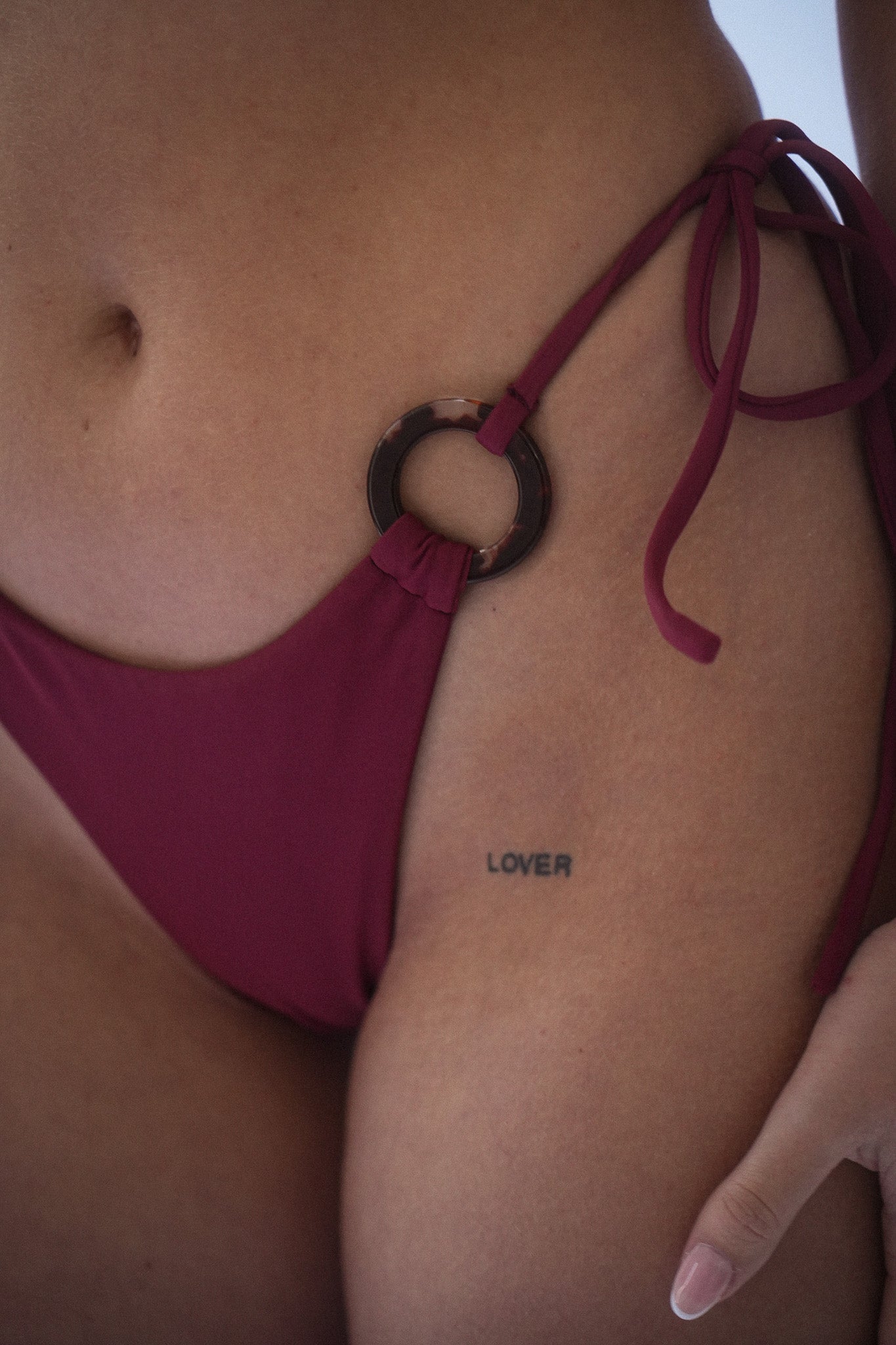 Mira – Bas de Maillot échancré | Paprika - Culs Salés – Maillots de bain échancrés éco-responsables